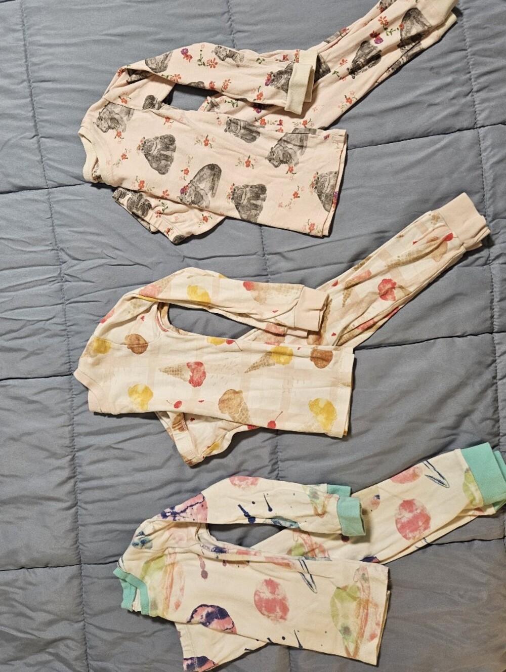 Burt's Bees Baby Girl Long Sleeve Pajamas Lot of 3 Size 3T Organic Cotton